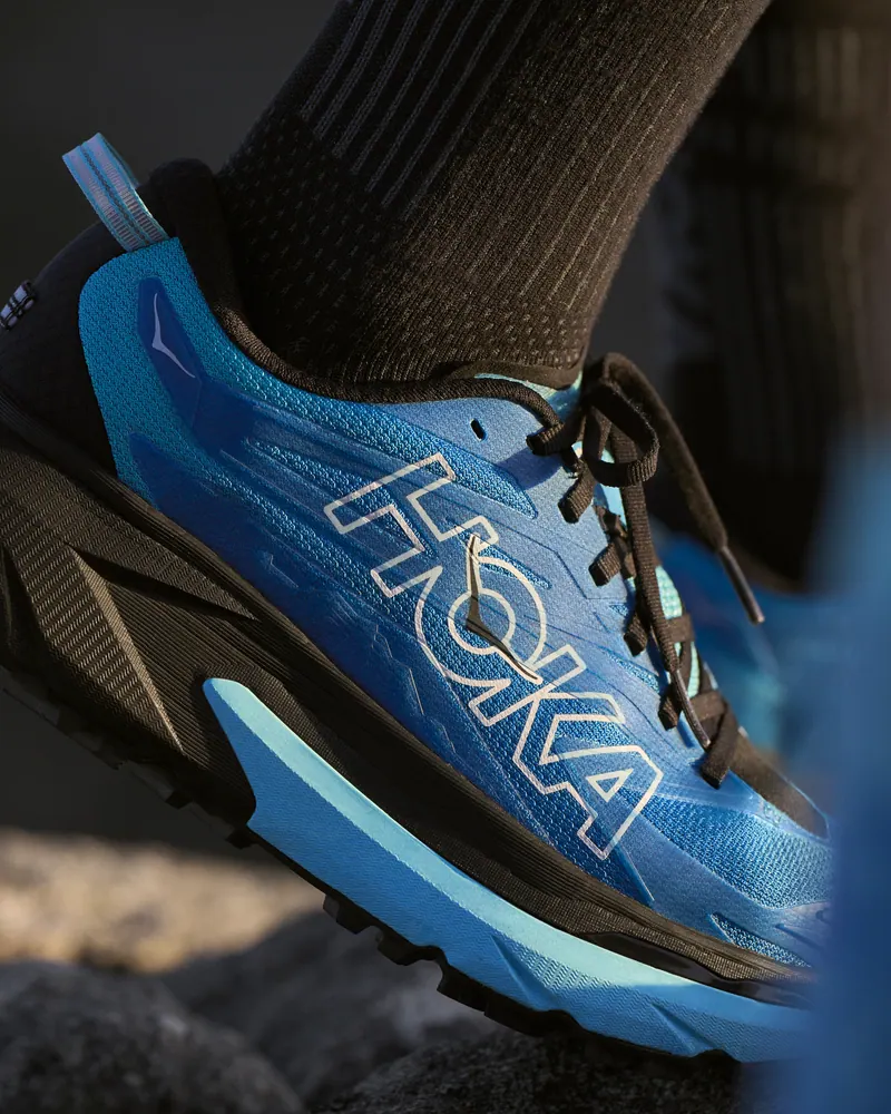 Hoka still 6